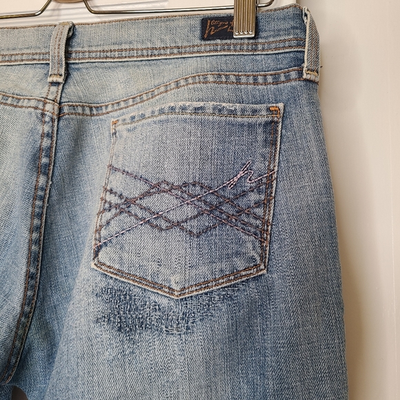 Citizens of Humanity Naomi Distressed Flair Jeans - Picture 5 of 7